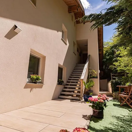 Living Flora Penzion 3*