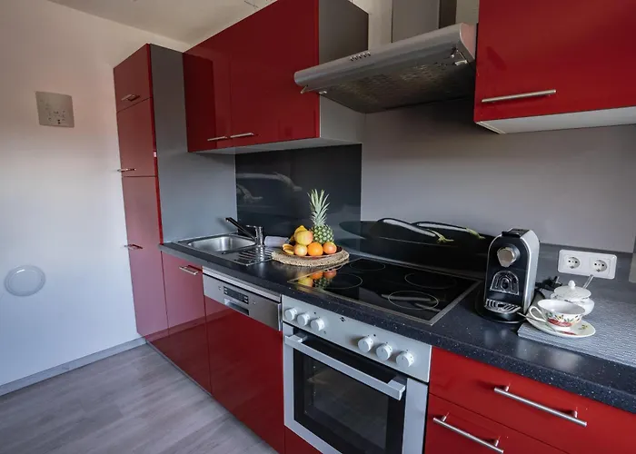 Living Flora Pensión 3*