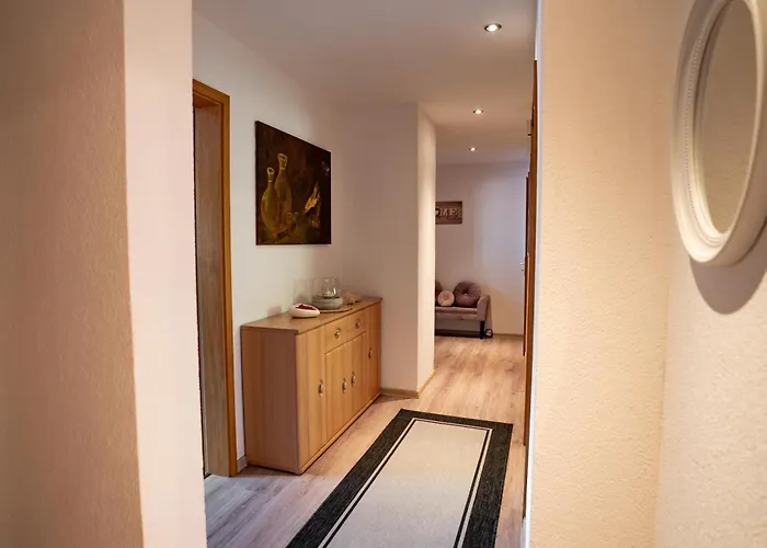 Living Flora Pensión 3*