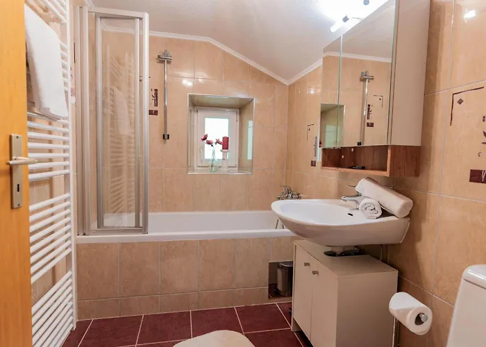 Pensión Living Flora 3*