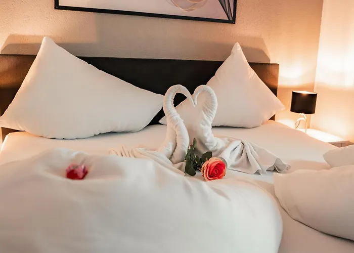 Living Flora Pensión 3*