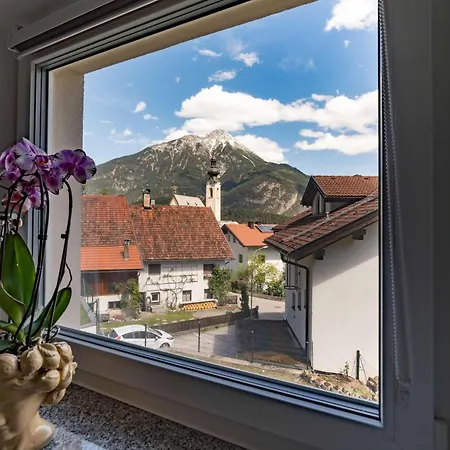 Konukevi Living Flora