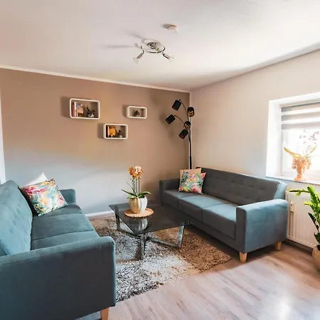 Konukevi Living Flora 3*